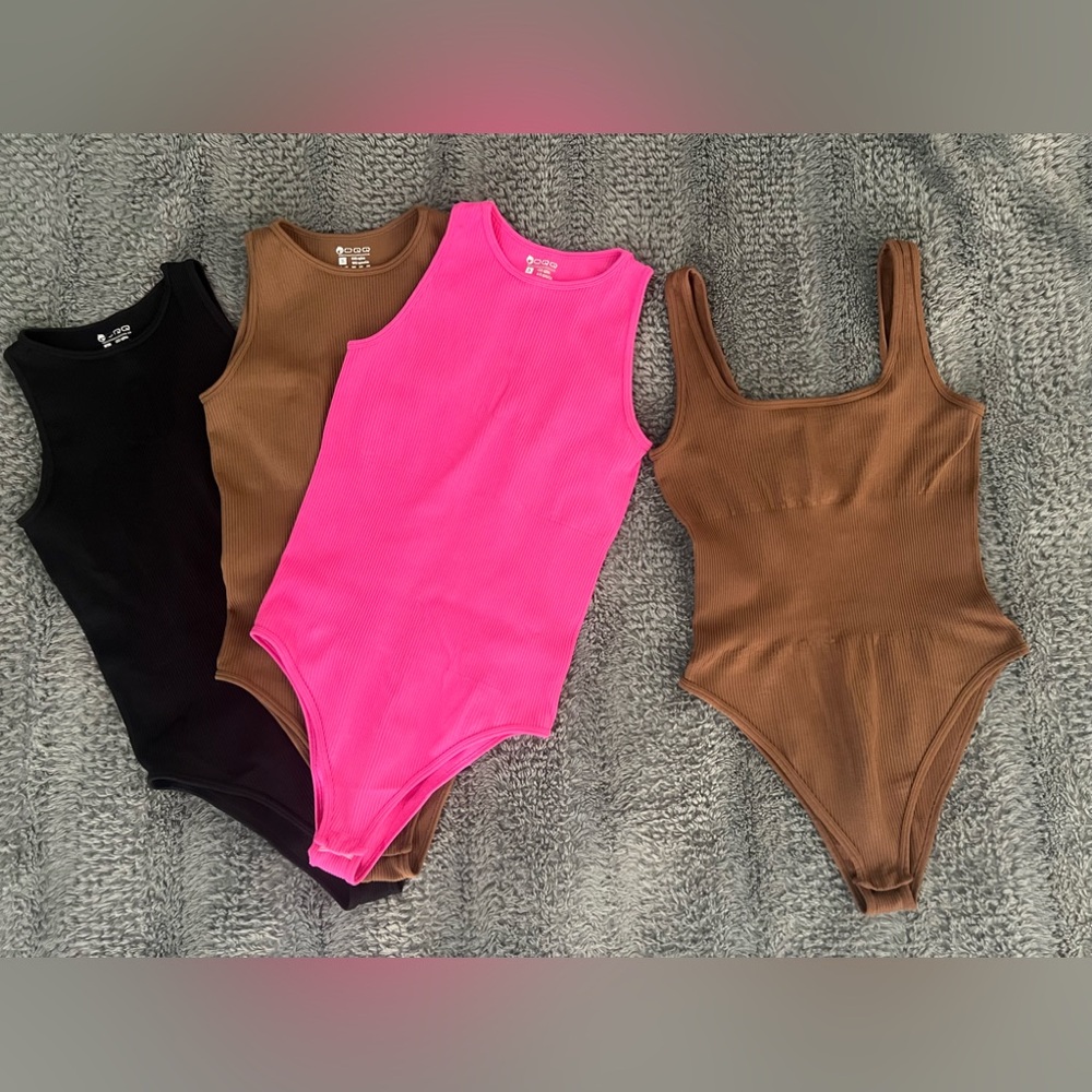 OQQ Ribbed Body Suit